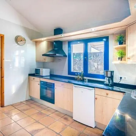 Sleeps 8 Wifi
