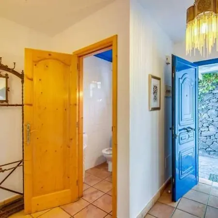 Sleeps 8 Wifi * Charco del Palo